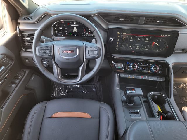 Used 2024 GMC Sierra 1500 AT4 w/ Technology Package AWD/4WD image 12