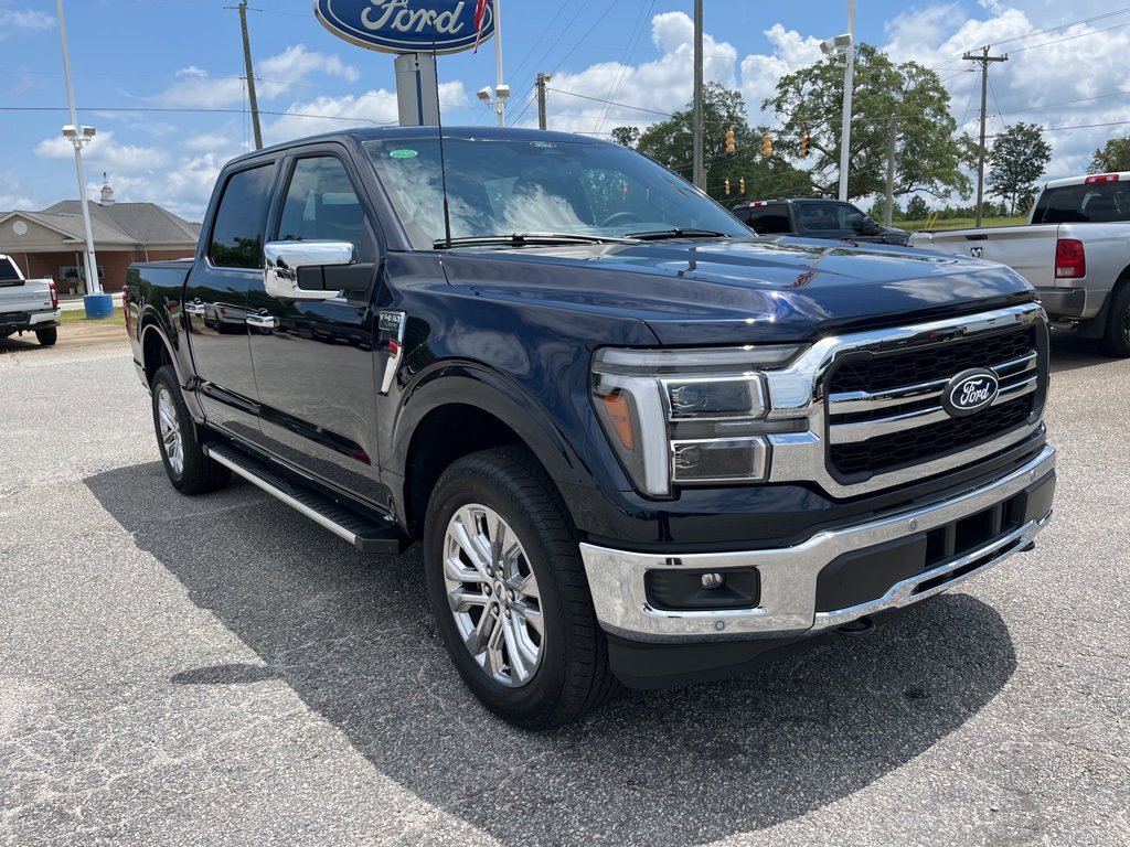 New 2025 Ford F150 Lariat w/ Equipment Group 501A Mid image 3