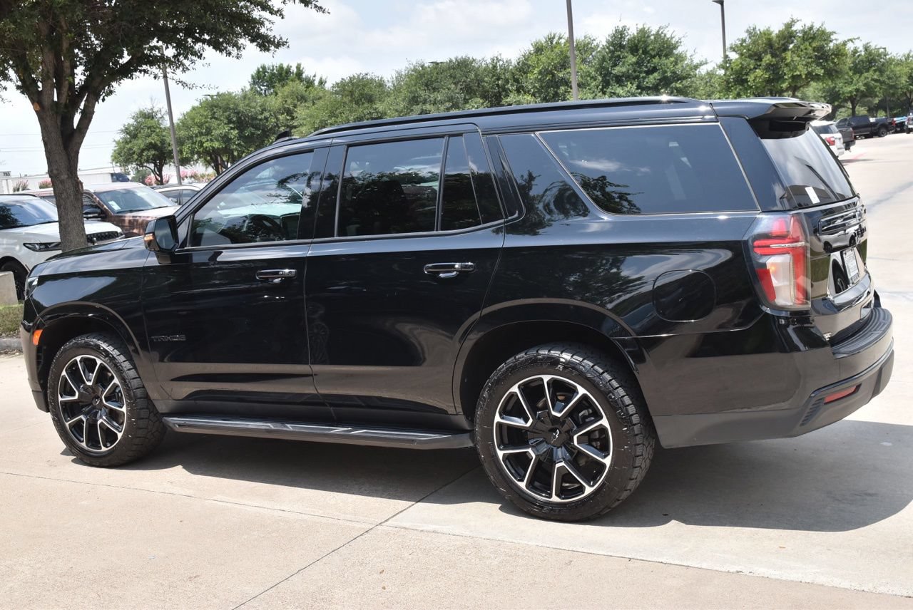 Used 2024 Chevrolet Tahoe RST w/ Luxury Package RWD image 11