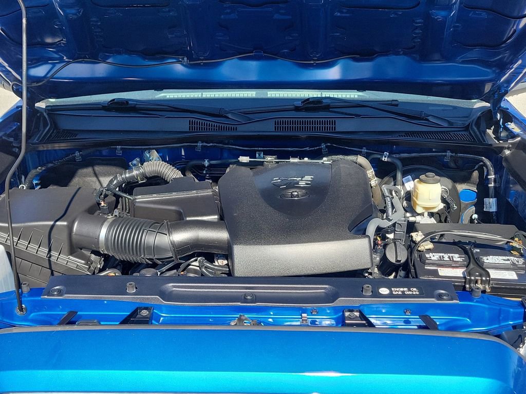 Used 2018 Toyota Tacoma SR5 image 10