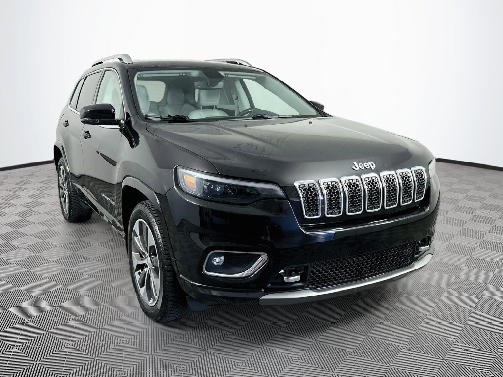 Used 2019 Jeep Cherokee Overland AWD/4WD image 3