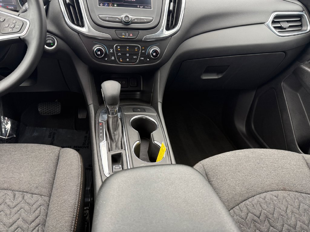 Used 2024 Chevrolet Equinox LT AWD/4WD image 11