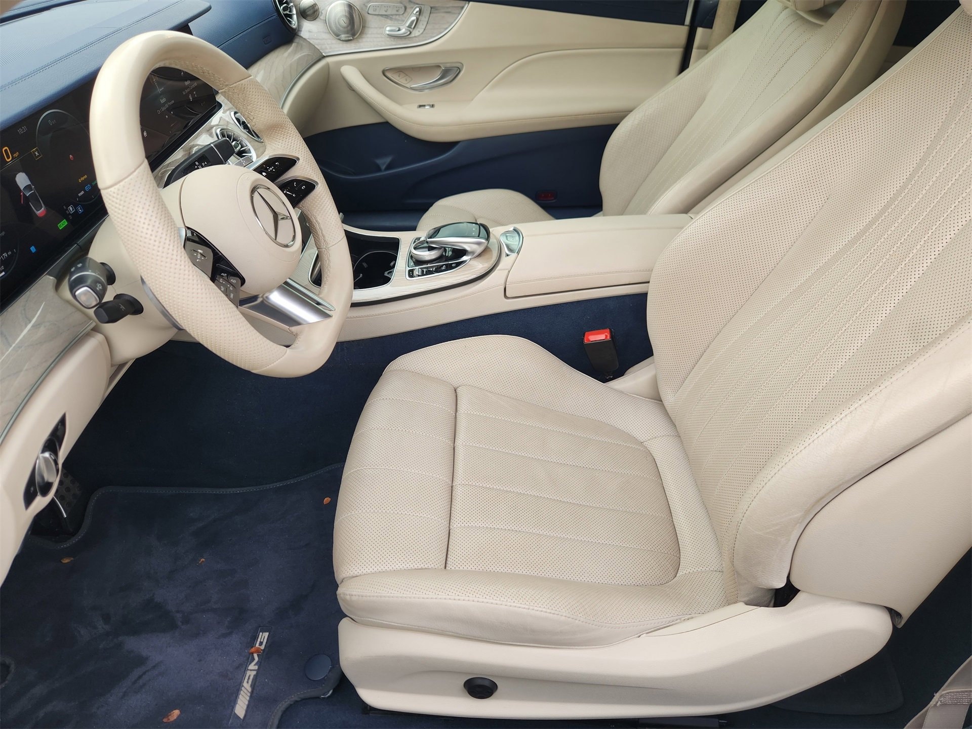 Used 2021 Mercedes-Benz E 450 Cabriolet image 3