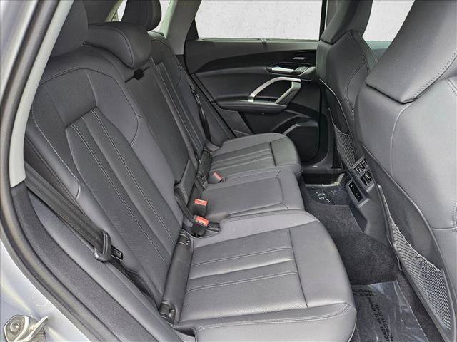 Certified 2025 Audi Q5 Prestige AWD/4WD image 25