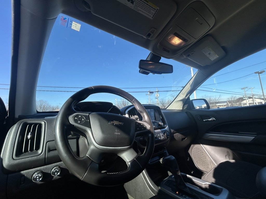 Used 2016 Chevrolet Colorado LT w/ LT Convenience Package image 16