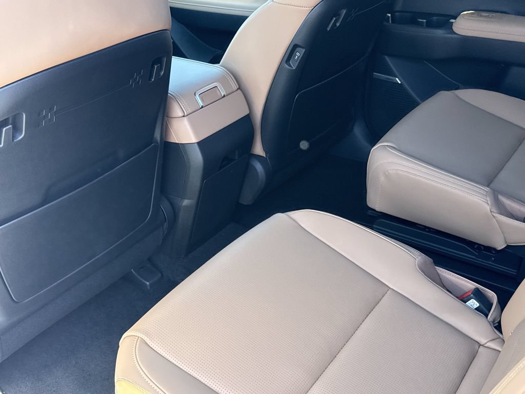 New 2027 Hyundai Santa Fe Calligraphy AWD/4WD image 30