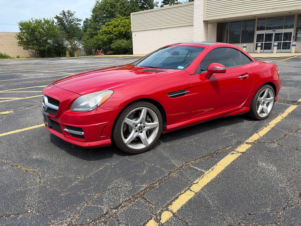 Used 2014 Mercedes-Benz SLK 350 image 2