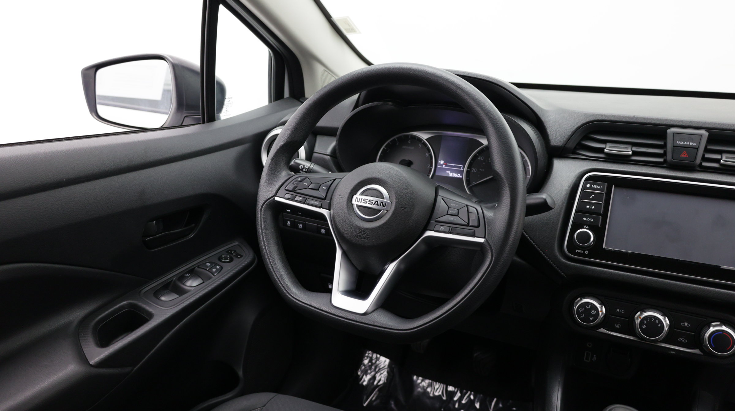 Used 2020 Nissan Versa S FWD image 28