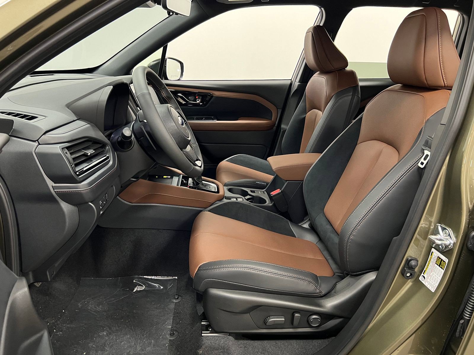 New 2025 Subaru Forester Touring image 10