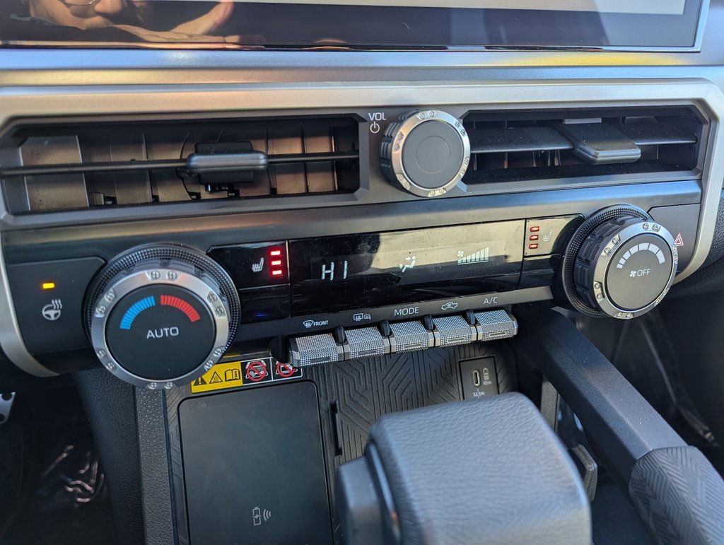 Used 2025 Toyota Tacoma TRD Sport image 20