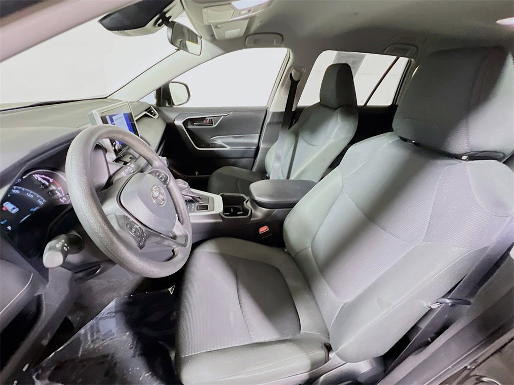 Certified 2025 Toyota RAV4 LE image 19