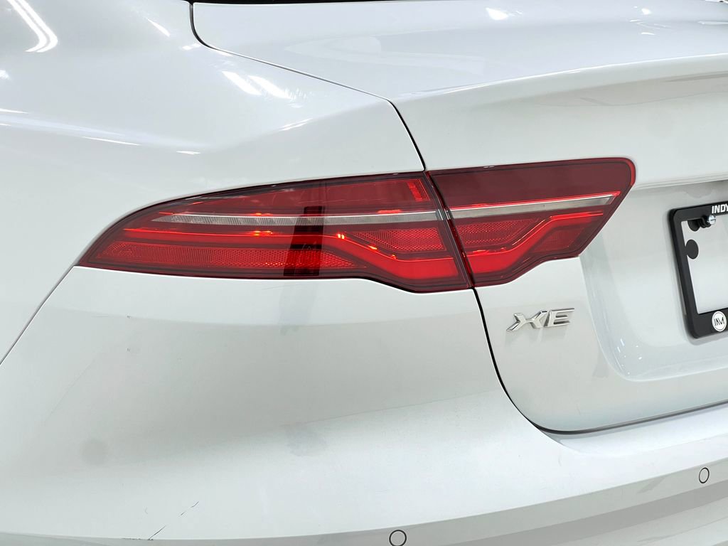 Used 2020 Jaguar XE S RWD image 34