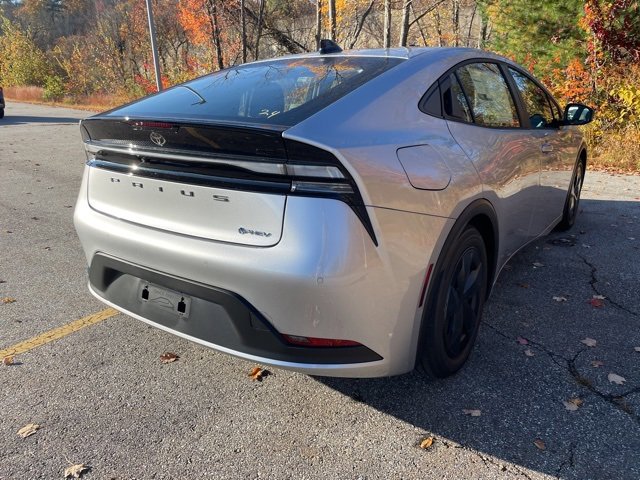 New 2026 Toyota Prius Plug-In Hybrid image 4