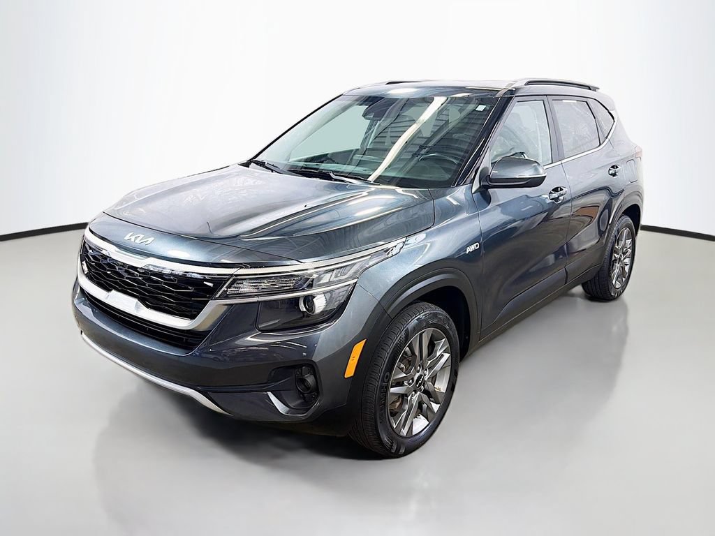 Used 2023 Kia Seltos S AWD/4WD image 5