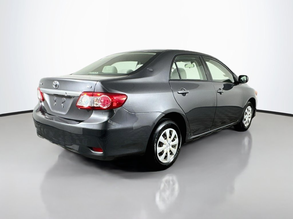 Used 2011 Toyota Corolla LE FWD image 8