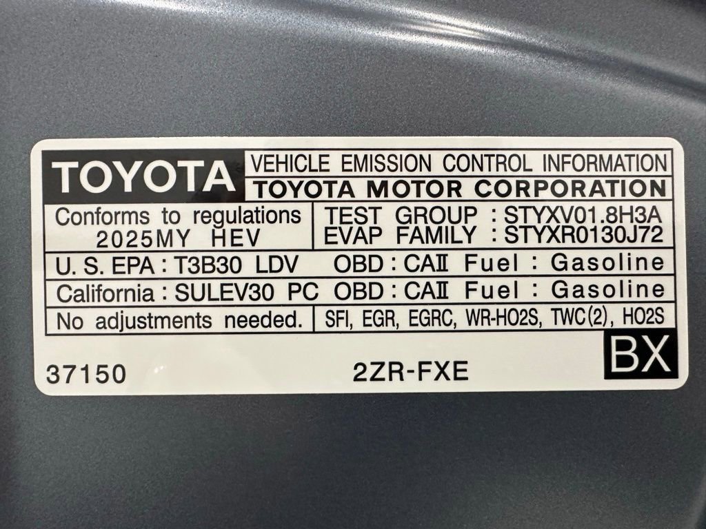 Used 2025 Toyota Corolla LE image 67