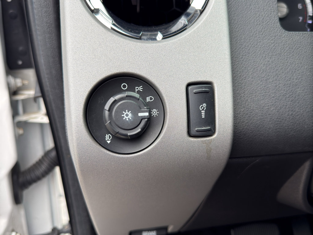 Used 2015 Ford F250 Lariat w/ Chrome Package AWD/4WD image 30
