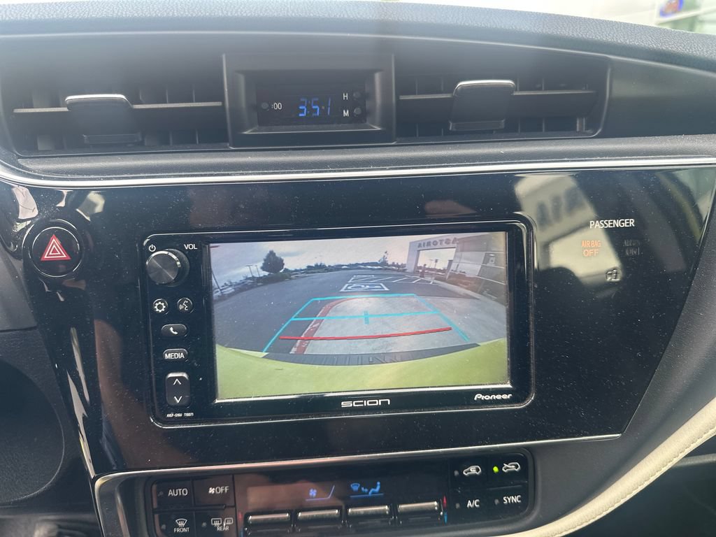 Used 2016 Scion iM FWD image 19