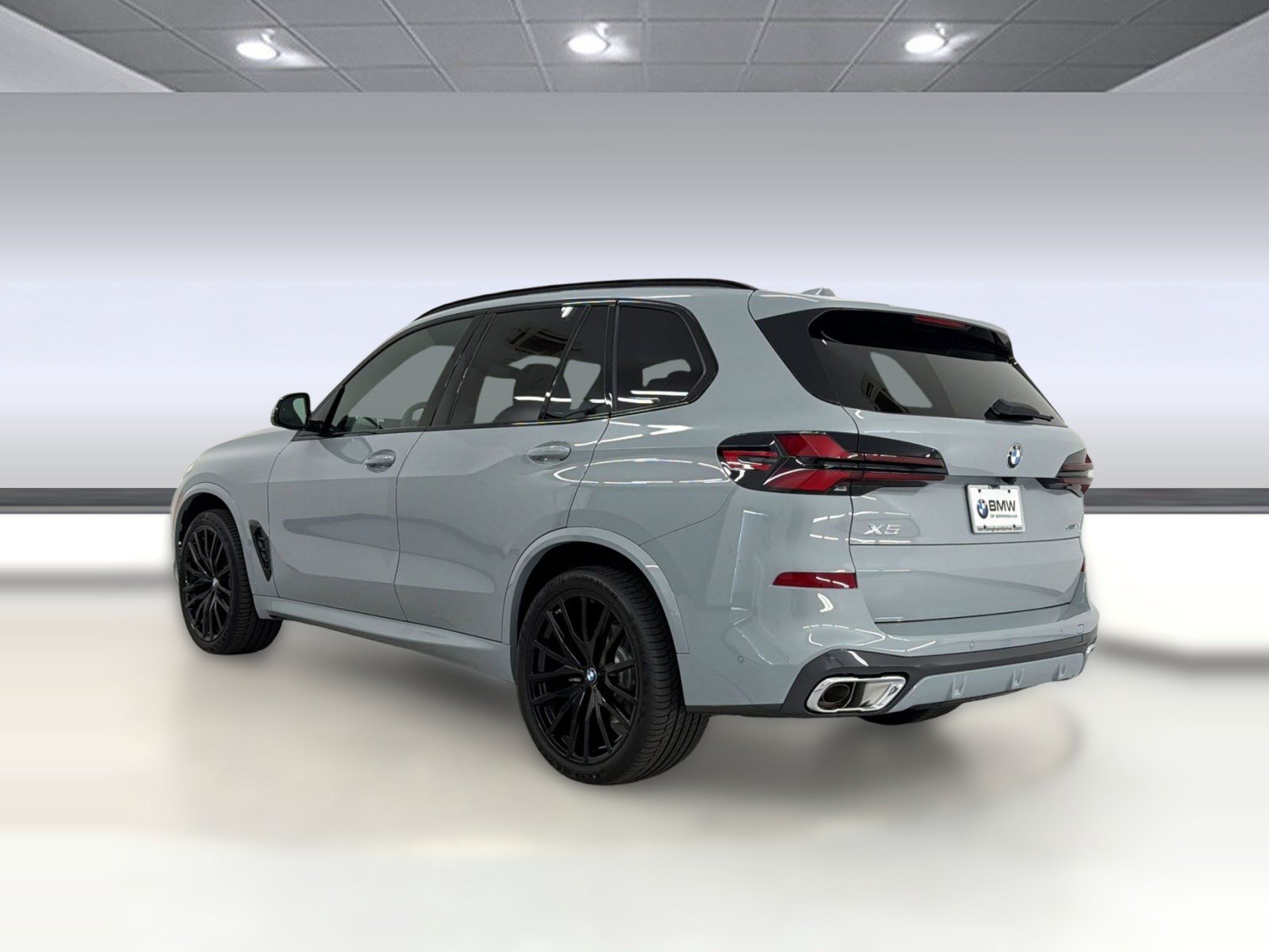 New 2026 BMW X5 sDrive40i w/ M Sport Package RWD image 3