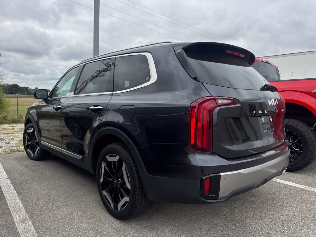 Used 2025 Kia Telluride S AWD/4WD image 7