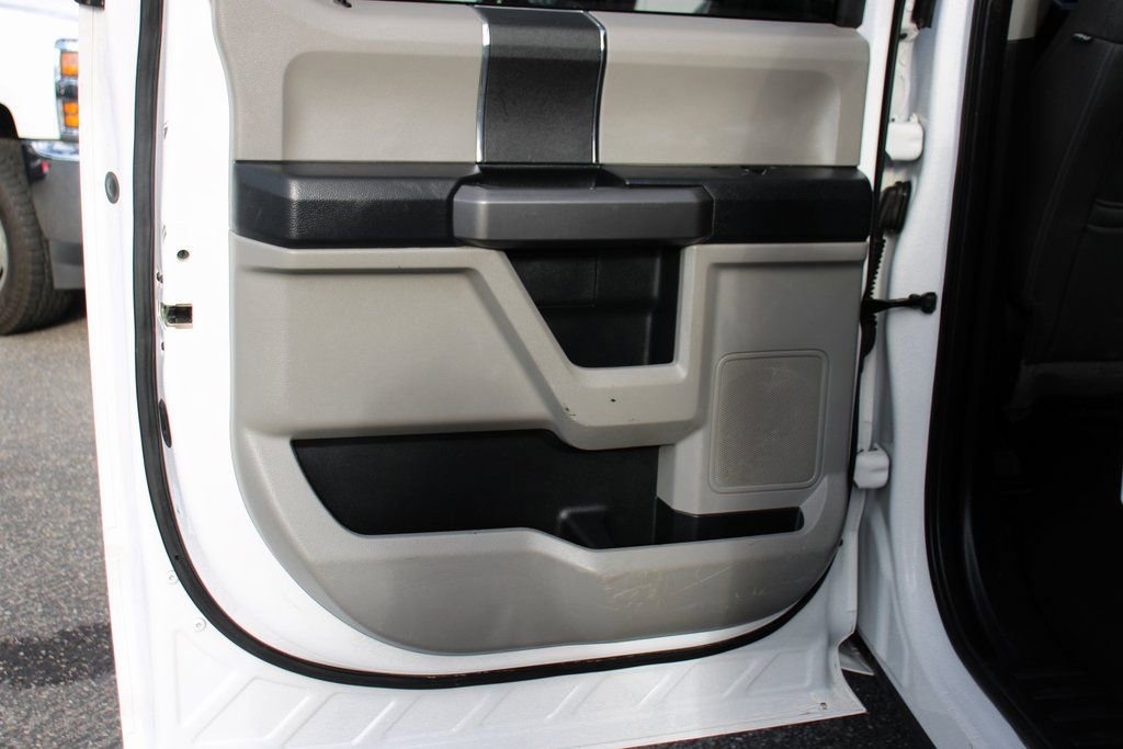 Used 2019 Ford F550 4x4 Crew Cab Super Duty image 31