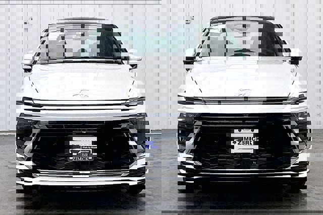 New 2026 Hyundai Sonata Limited image 3