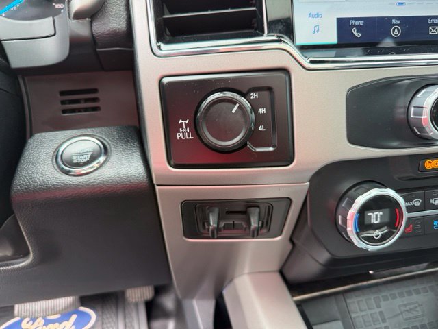 Used 2022 Ford F350 Lariat w/ Black Appearance Package AWD/4WD image 20