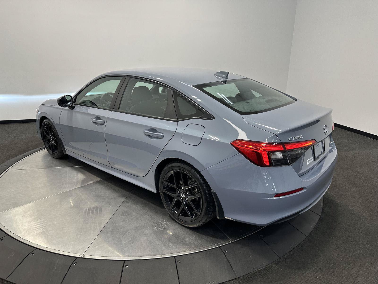 Certified 2024 Honda Civic Sport image 5