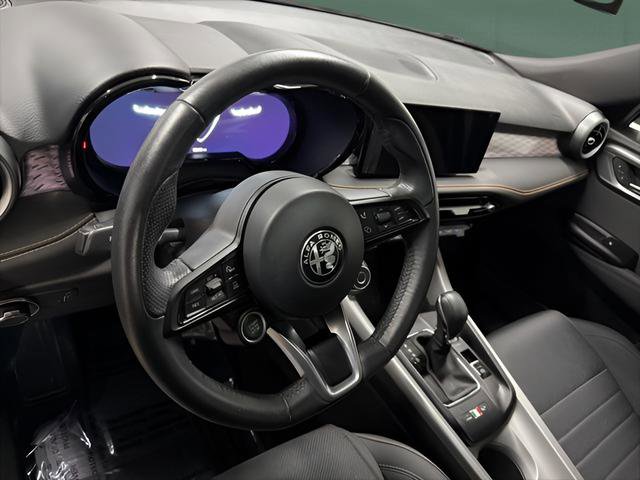 Used 2024 Alfa Romeo Tonale Ti image 18