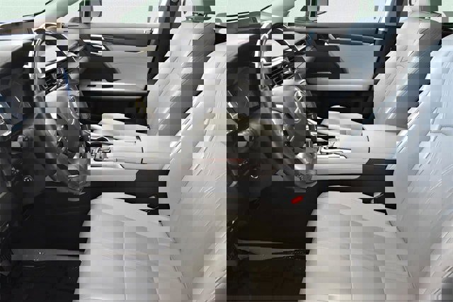 Used 2017 Lexus RX 450h AWD image 24