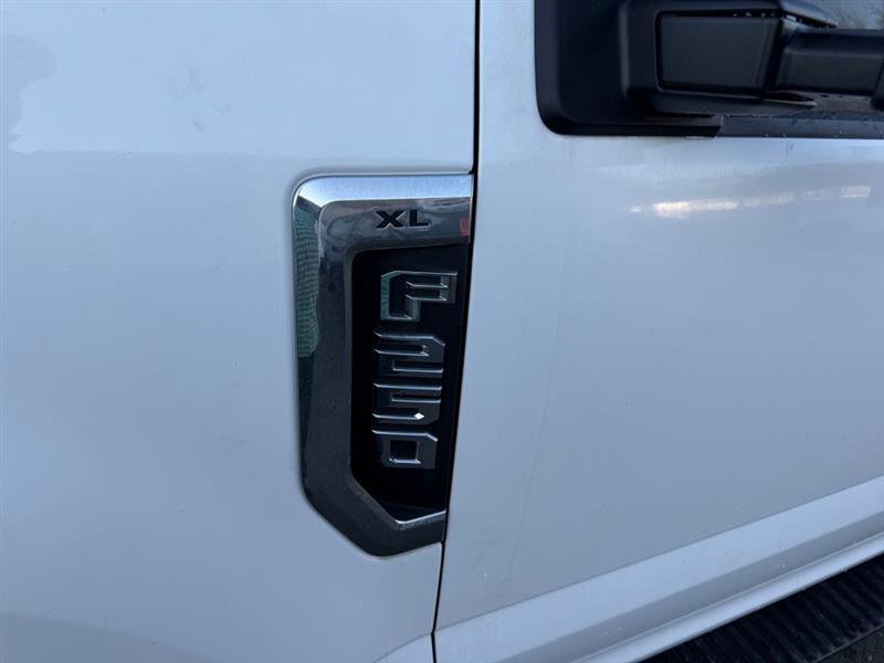 Used 2017 Ford F250 XL w/ Power Equipment Group image 34