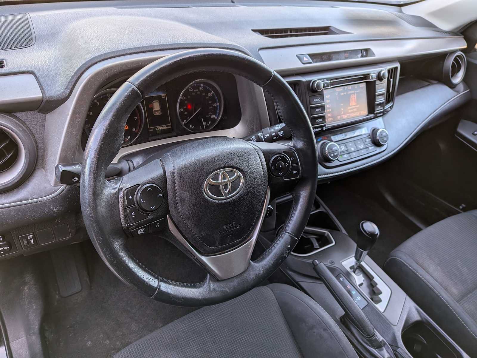 Used 2016 Toyota RAV4 XLE AWD/4WD image 28