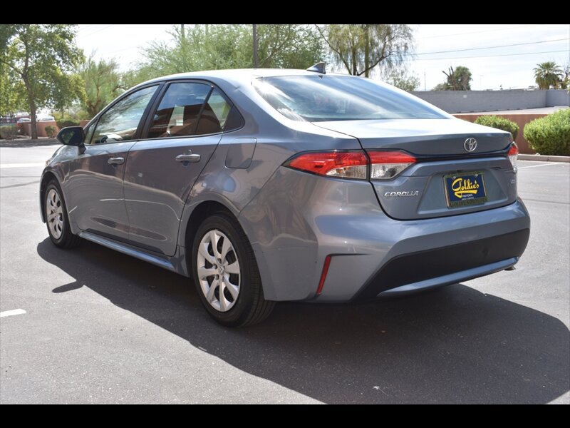 Used 2022 Toyota Corolla LE FWD image 6