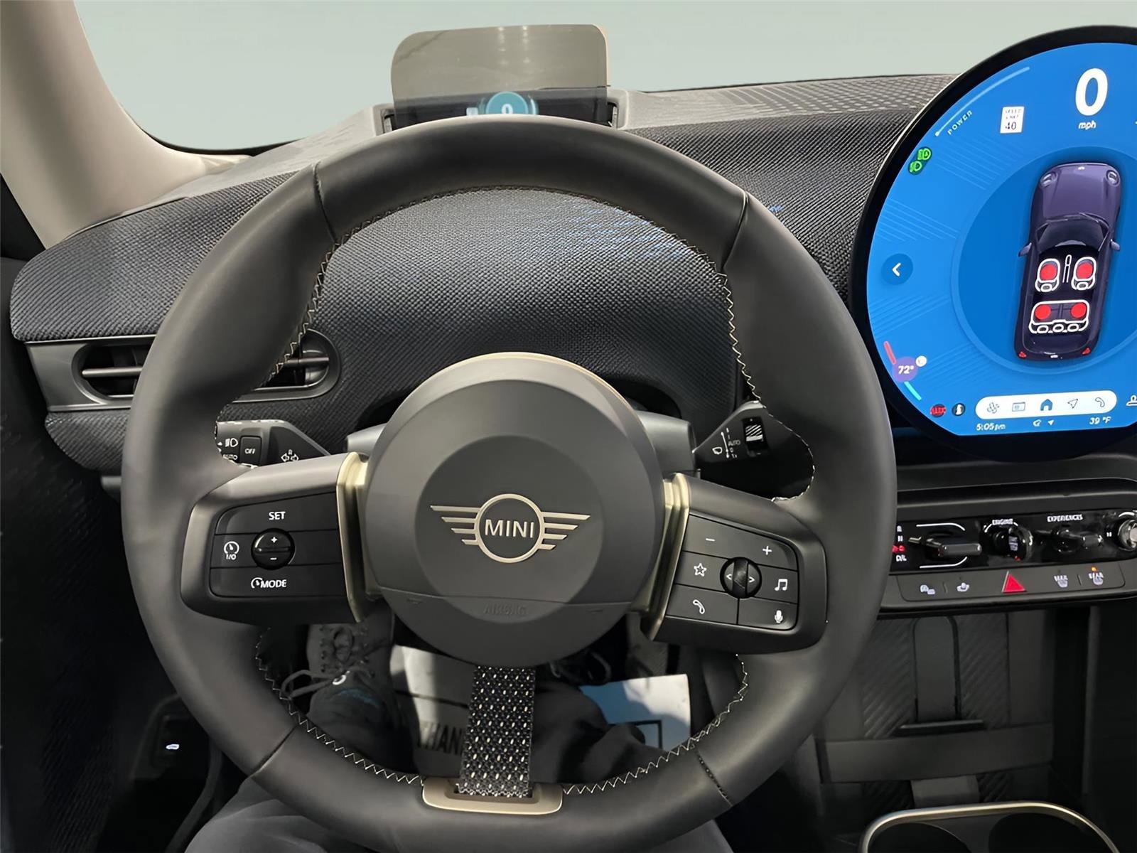 Used 2025 MINI Cooper 2-Door Hardtop image 18