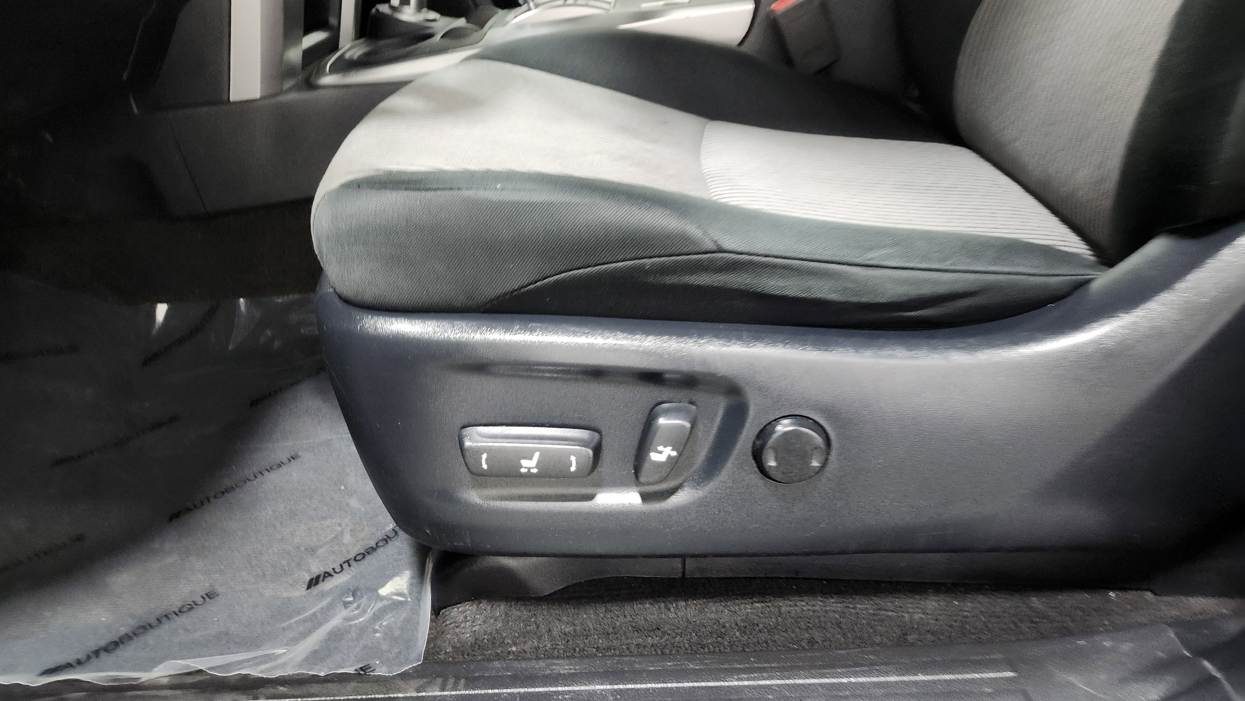 Used 2020 Toyota 4Runner SR5 image 23