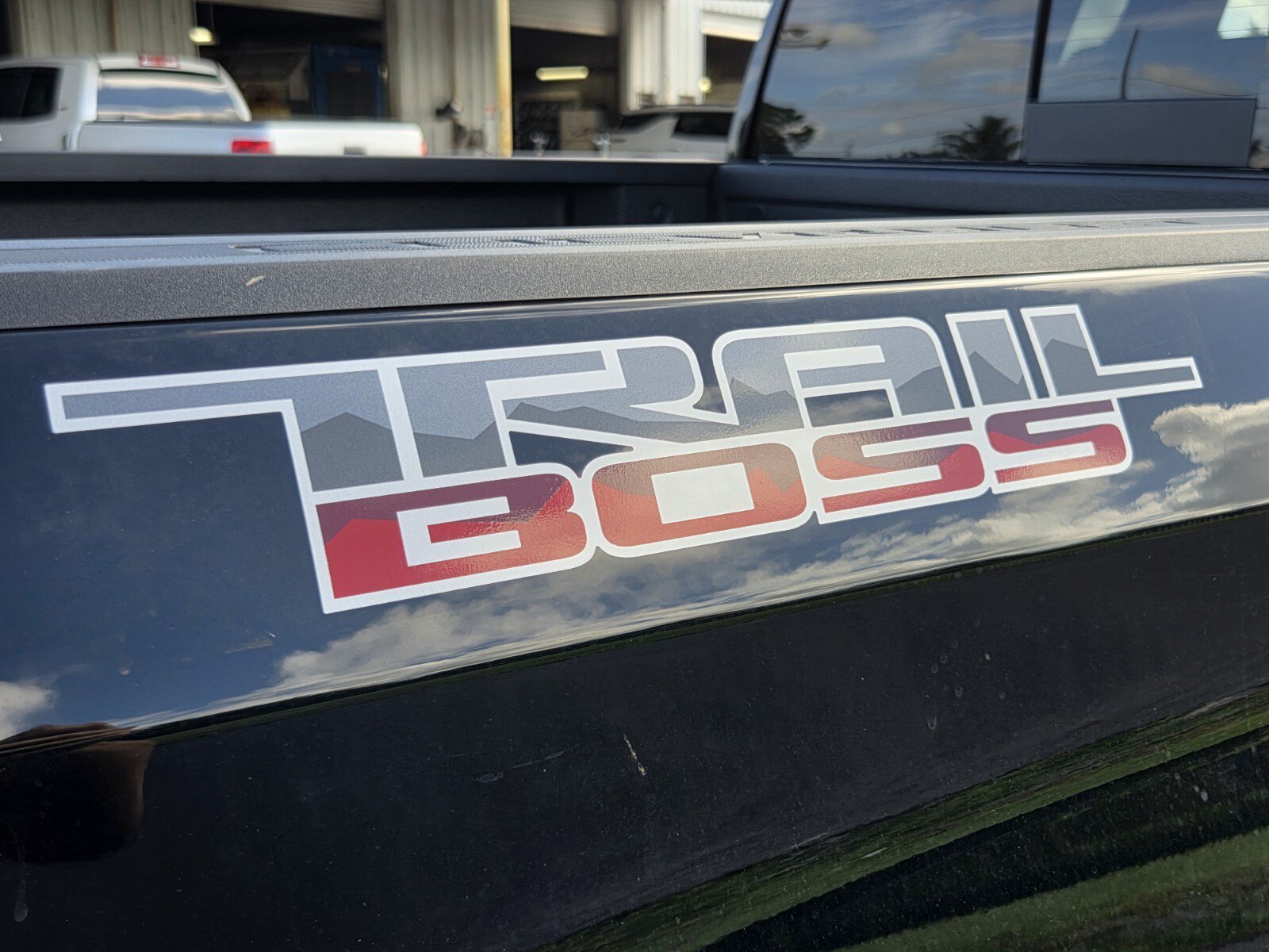 New 2026 Chevrolet Silverado 1500 LT Trail Boss w/ LT Trail Boss Premium Package AWD/4WD image 16