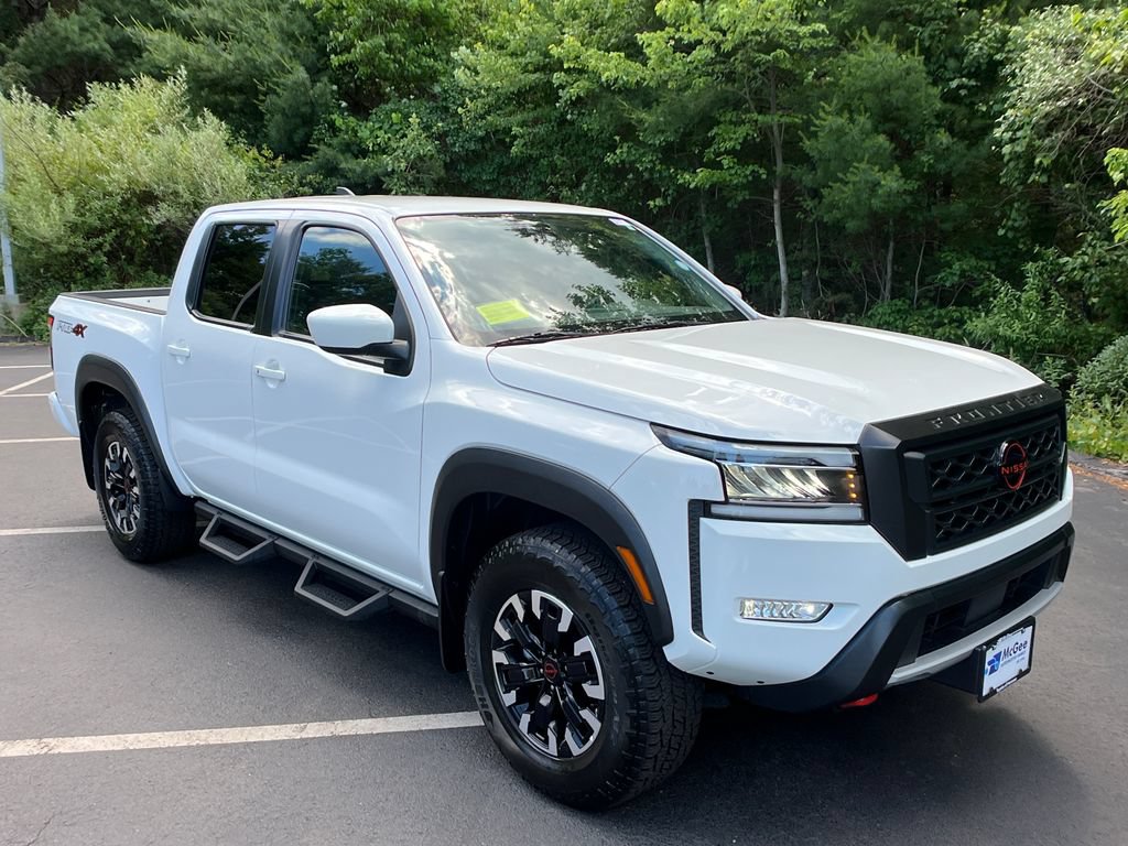 Used 2023 Nissan Frontier PRO-4X w/ Technology Package AWD/4WD image 7