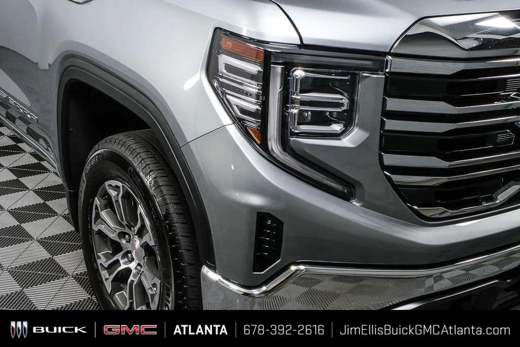 Certified 2025 GMC Sierra 1500 SLT AWD/4WD image 32