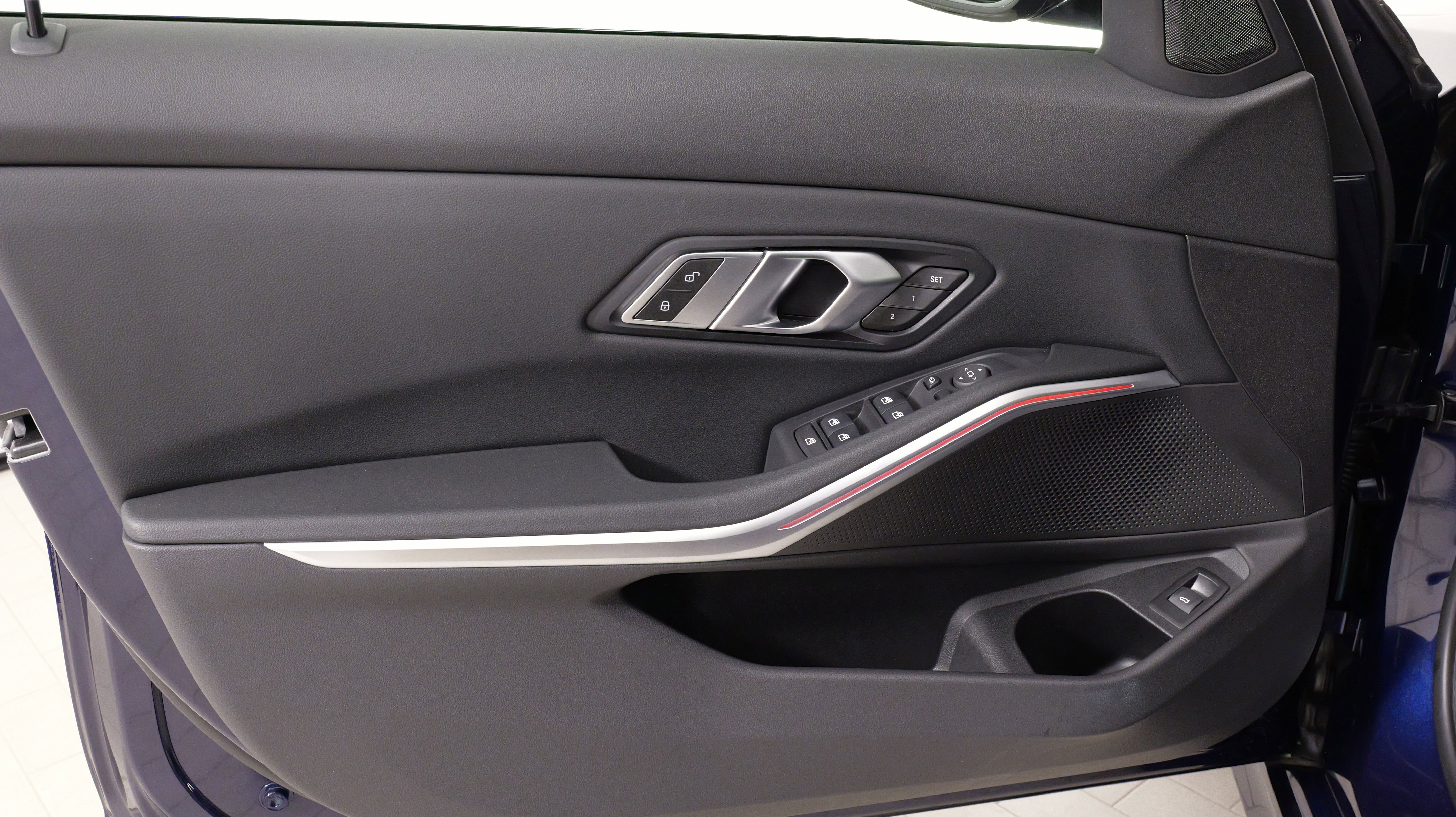 Used 2023 BMW 330i xDrive Sedan w/ Driving Assistance Package image 23