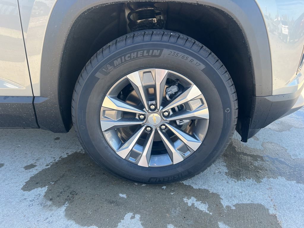 New 2026 Chevrolet Equinox LT w/ Convenience Package II image 44