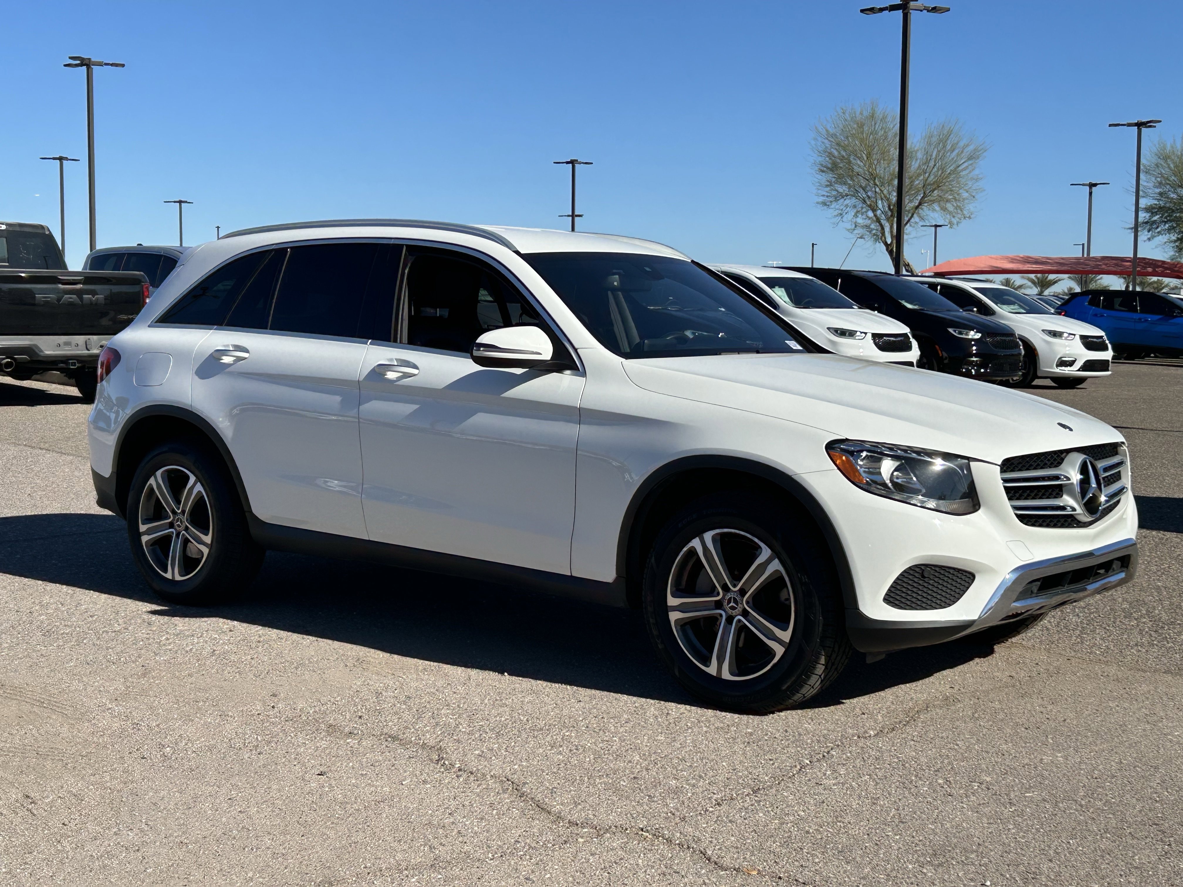 Used 2019 Mercedes-Benz GLC 300 4MATIC image 7
