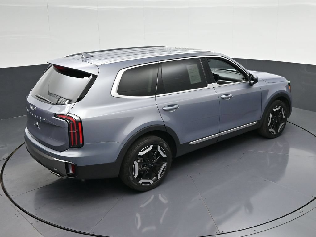 Used 2025 Kia Telluride EX FWD image 20