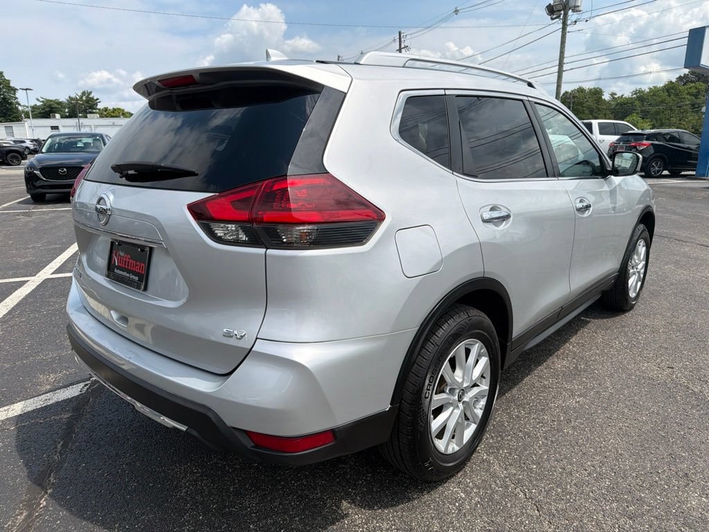 Used 2018 Nissan Rogue SV FWD image 7