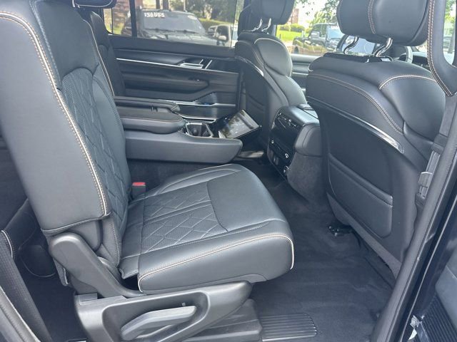 Used 2024 Jeep Grand Wagoneer Series III w/ Quick Order Packagew 28T image 17