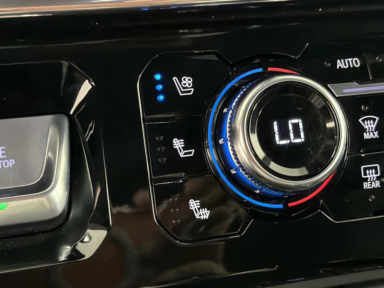 Certified 2023 GMC Sierra 1500 Denali w/ Technology Package image 31