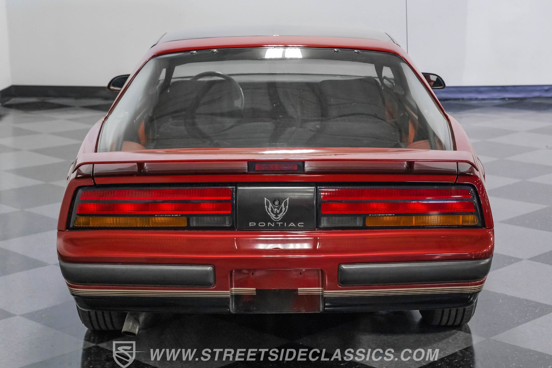 Used 1987 Pontiac Firebird Coupe image 32