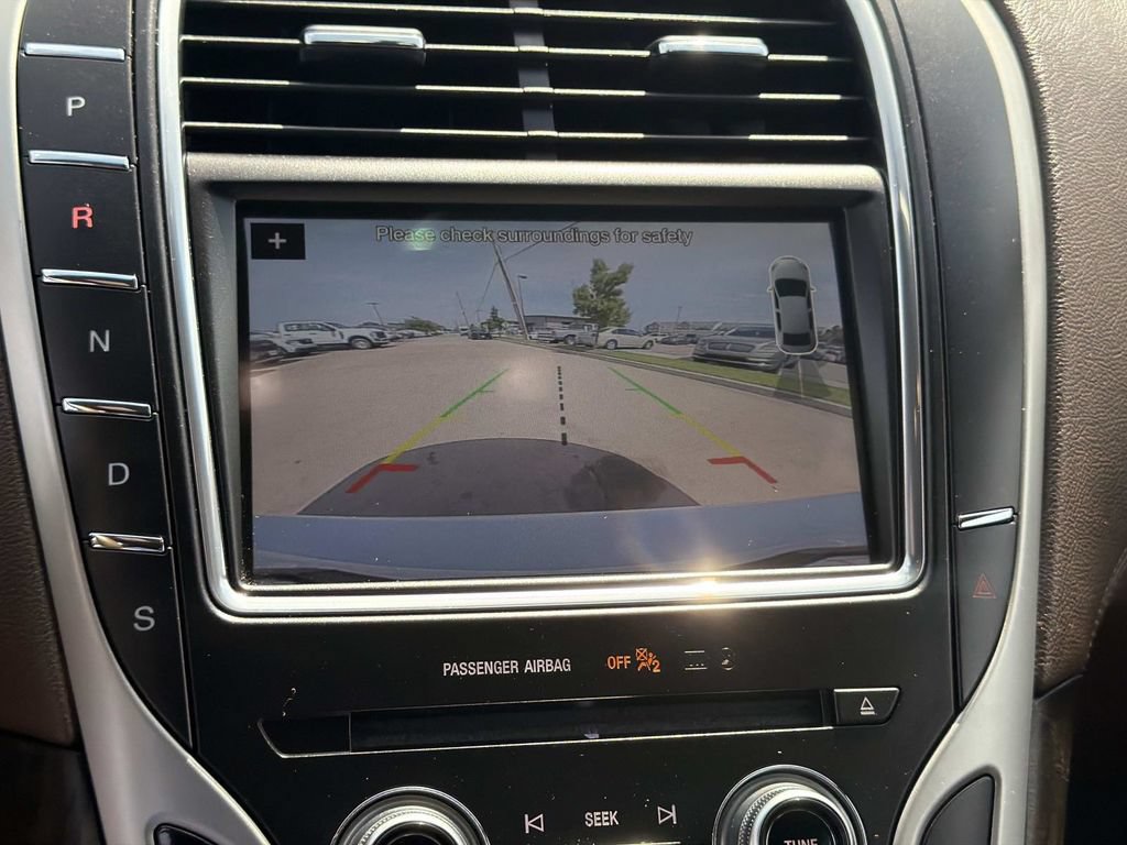 Used 2018 Lincoln MKX Reserve FWD image 26