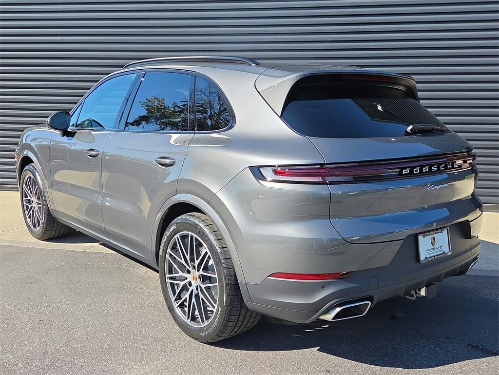 New 2026 Porsche Cayenne image 3