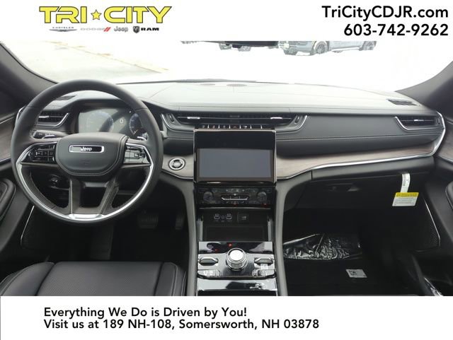 New 2025 Jeep Grand Cherokee L Overland w/ Luxury Tech Group IV image 9