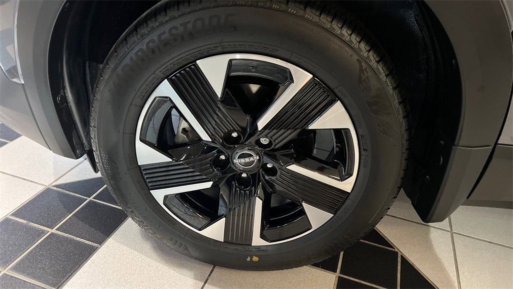 New 2026 Nissan Kicks SV w/ SV Premium Package image 16